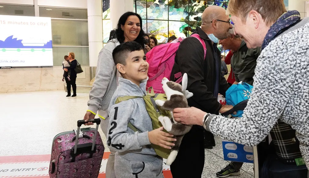 Syrian family at airport 2